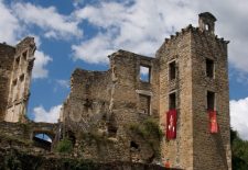 Etape Laguépie – Najac le long des gorges de l&rsquo;Aveyron  – Aller en train et retour à pied