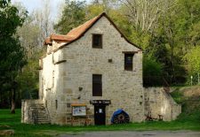 Sentier botanique entre les deux moulins – La Rouquette