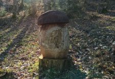 La Croix de Sainte Germaine, la Bergère – La Fouillade