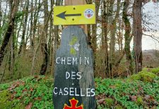 Le chemin des caselles – Villeneuve d&rsquo;Aveyron