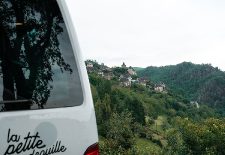 La van-life en Aveyron avec la petite vadrouille